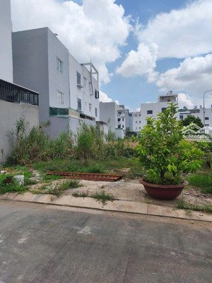 bán nền đất 216m2 khu biệt thự năm sao cần giuộc long an