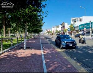 Cần bán 2 lô liền kề mặt tiền đường lớn Võ Văn Kiệt đối diện công viên gần ngay siêu thị Lotte