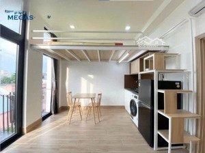 căn hộ dạng duplex full nội thất - gần ngã tư thủ đức