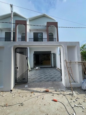 bán nhà liền kề 3pn, 2wc ở đường hương lộ 15, thạnh phú, vĩnh cửu, đồng nai, chỉ với 2,2 tỷ vnd
