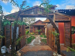 home nghỉ dưỡng siêu đẹp, đẳng cấp tại buôn ma thuột, view suối, gần sân bay