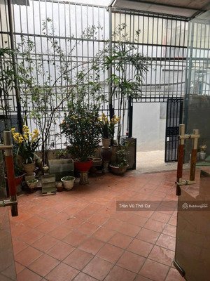 cho thuê nhà rộng âu cơ - tây hồ - vị trí đắc địa