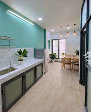 siêu phẩm 1pn ban công - không giới hạn người ở - máy giặt riêng sau lưng kdc lakeview city quận 2