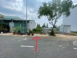 chủ ngộp cần bán nền trong kdc 135 tt. bến lức, long an giá 850 triệu / 132m2, đường ô tô, shr