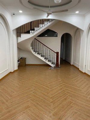 cho thuê nhà 3 mặt tiền 434/73a lê văn sỹ, phường 12, quận phú nhuận