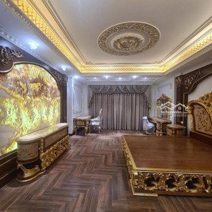 mặt phố t.đ.thắng 136m2. 10tầng, mt 5.1m. thông sàn, đủ các phòng chức năng ful nt. chào 154.5 tỷ