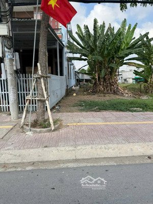 chủ gửi lô đất gần mt đường nguyễn văn tiếp, bến lức, long an, gần trường học, 590tr, 120m2, shr