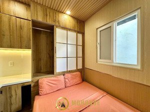căn hộ có cửa sổ full nội thất quận 1