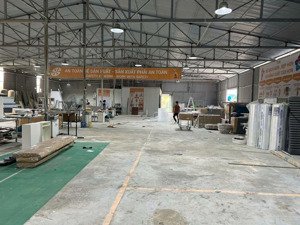 cho thuê kho tại cấn hữu - quốc oai 400m2 giá có 15 triệu / tháng