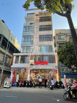 bán tòa nhà góc 2 mt đường thương hiệu quận 3 dt 12.5x16m - hđt: 220 triệu/tháng 5 lầu - giá: 45 tỷ