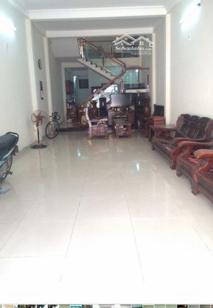 cho thuê mặt bằng đường tôn thất tùng, 40m2