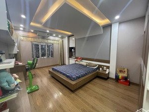 chính chủ cho thuê studio 35m2 tại ngõ 257 yên hòa cầu giấy giá chỉ 5tr5