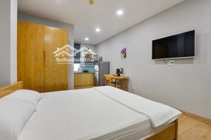 chủ ngộp bank ra gấp toà căn hộ dịch vụ, lê văn sỹ, quận 3, 8 nở hậu 15 x 25 =300, 68 tỷ.