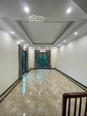 lô góc 5 tầng kinh doanh sầm uất 2 mặt thoáng