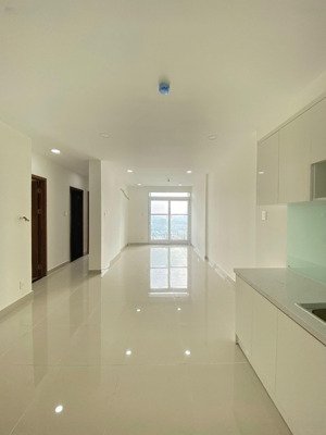 tháp b3, lầu 16, em đăng bán căn 76m2,2pn/2wc - 3.050 tỷ ( hỗ trợ vay ngân hàng 0765029847)