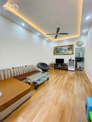 em đang có căn nhà 3 tầng dân xây 52 m2 ở phường trần lãm, ngay sát dự án đô thị kiến giang