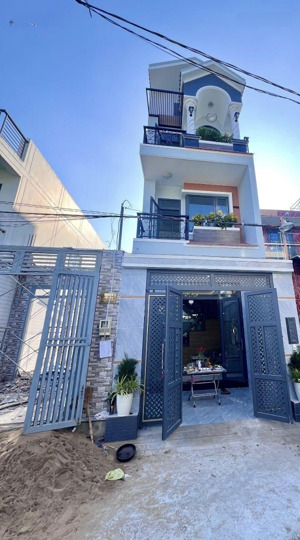 mua bán nhà đất lò lu quận 9, trường thạnh, quận 9, 3 tầng, hoàn công đủ 60,4 m2_giá chỉ 5,6 tỷ