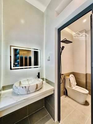 siêu phẩm mới ra - nhà đẹp 31/1 hoàng việt, p.4, tân bình, vị trí vàng