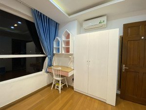 bán gấp căn hộ 3pn, 2wc, 87m2 tại the flemington, 5 tầng thương mại 5,7 tỷ