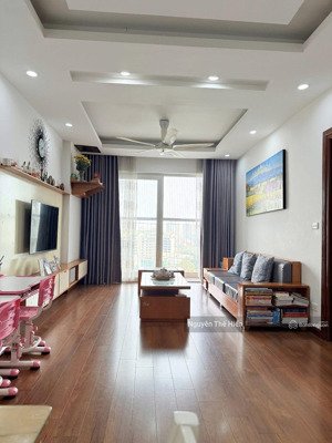 vị trí đắc địa-cần bán căn tầng ct1c thông tấn xã-dt 80m2-2n 2vs-giá 5.3 tỷ(giá thương lượng).