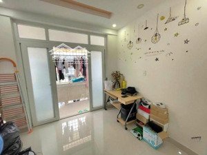 chung cư 10a trần nhật duật, tân định, q1: 75m2, 2pn, ban công 12tr5