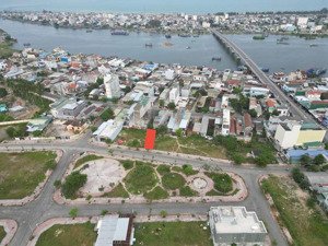 bán lô đất gần cửa biển phú an khang