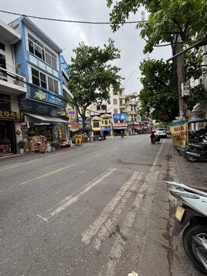 bán nhà mặt đường hàng kênh. 170.4m2 mt 8,16m nở hậu, vị trí đẹp nhất tuyến đường giá 28,5 tỷ có tt
