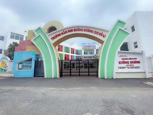 chính chủ gửi bán lô đất đối diện công viên cây xanh và trường mầm non khu tái định cư tam kì