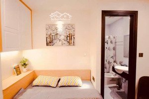 cho thuê căn ccmn phố phùng hưng, dt 30m2, mt 9m, rb, giá 12tr