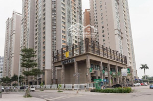 bán gấp chcc imperia q2, (131m2 3pn giá 8,6 tỷ) sh, đặc biệt free xe hơi + xe máy, view thoáng mát