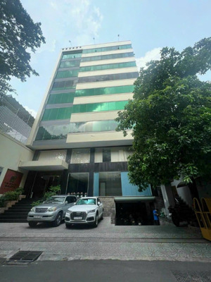 bán nhà mặt tiền trần bình trọng, quận 5. diện tích: 535m2. xd: 1 hầm 8 tầng. giá 120 tỷ có bớt