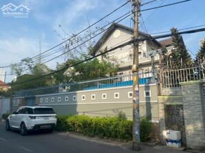 Bán Biệt Thự Đường Trần Văn Sắc Quận 2.DT:459m2.Giá 110 Tỷ
