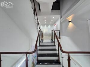  CƠ HỘI ĐẦU TƯ VÀNG - NHÀ MẶT PHỐ TRUNG TÂM - SINH LỜI TỨC THÌ! 