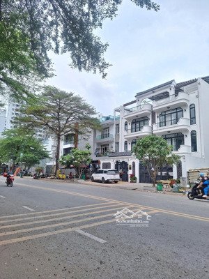 chủ cần bán gấp đất 140m2 ngay và sớm nhất - kẹt tiền cần giải quyết nhanh, giá thảo thuận