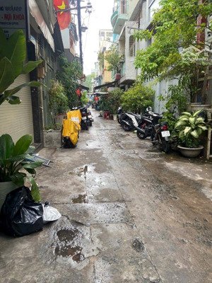 cho thuê nhà hẻm xe hơi p1 q10