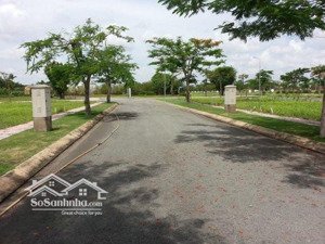 chỉ còn 1 lô đất vàng duy nhất tại kdc t30 bình chánh, dt 80m2, giá 2 tỷ 700, sổ riêng, thổ cư 100%
