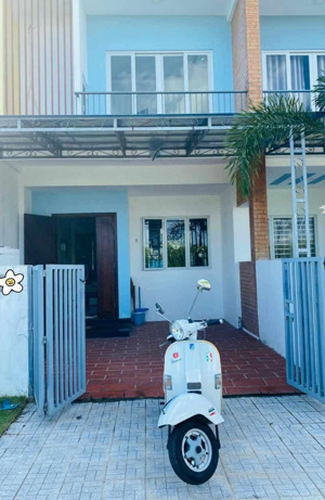 cho thuê bt đẹp ở sun casa, 80m2, 8 triệu, thủ dầu một, bình dương
