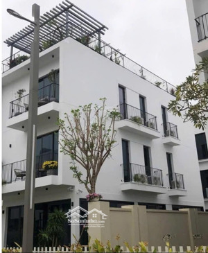 chính chủ cần bán căn garden pool villa vlasta - sầm sơn, 198m2, mt 11m, 4 tầng - lh 0912851181