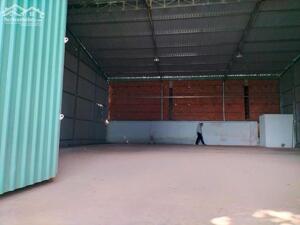 Cho thuê kho 220mét đường bưng ông thoàn chỉ 13tr/tháng