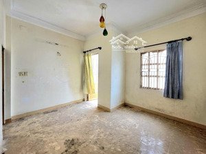 bán nhà phú nhuận hxh 50m2 5 tầng ngang 4m sát mt kd đỉnh cao thắng 8.5 tỷ.