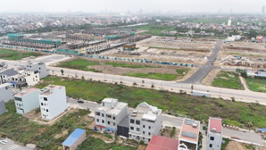 giá cực tốt một lô 68m2 chủ cần tiền bán giá cực tốt chỉ 3,5tỷ ,một lô tđc hoa động ,đường rộng 15m