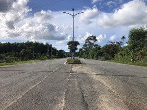 bán mảnh đất làm nông nghiệp gần 1ha khu hồ nước cửa cạn - phú quốc