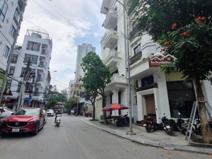 giáp kđt mỗ lao hà đông ccmn -13 pkk hai thoáng thang máy ô tô qua doanh thu:70tr/th hiếm
