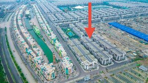 bán nhà phố 5 tầng vinhomes ocean park 3 ngay phố biển giá 8,8 tỷ