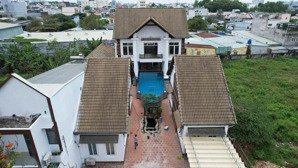 biệt thự sân vườn đẳng cấp - 865m2 - giá chỉ 46,2 triệu/m2