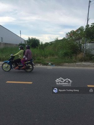 kẹt tiền cần bán đất 500tr đ. hoàng quốc viêt, an bình ninh kiều, gần đh fpt cần thơ,dt 120m2. shr.