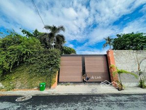 bán biệt thự sân vườn dt 705m2 (19x37) đường nhựa 6m sát mặt tiền đs 2 trường thọ sẵn hđt 200tr/th