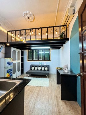 căn hộ dịch vụ cho thuê gần cầu vượt 3/2 quận 10.gần đh hoa sen, ueh, huflit