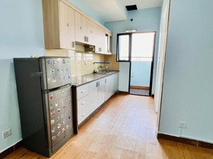 cho thuê - căn hộ 2pn - 65m2 - lạc long quân gần đầm sen q11 - chỉ 10 triệu