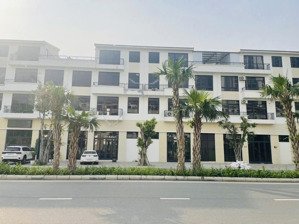 bán căn lê duẩn ecopark hải dương rộng 10m đằng sau có sân vườn tha hồ làm tiểu cảnh, trồng rau